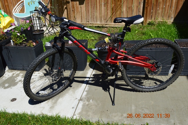 ccm apex 6061 mountain bike