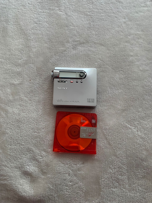 Sony MZ N10 Walkman sold as is Sony MZ N10 Mini Disc Player sold as