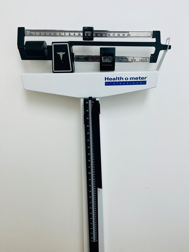 weight-and-height-scale-for-clinic-or-personal-use-mississauga-peel