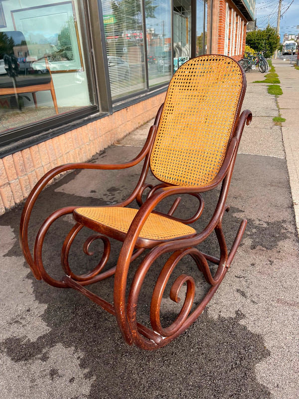 Mid century modern Thonet style bentwood rocking chair Poland - In