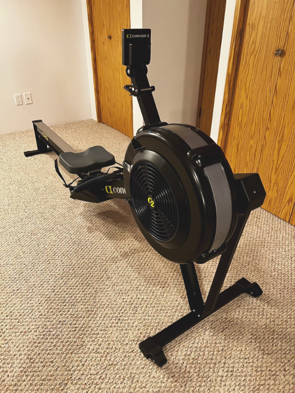 Concept 2 RowErg Rower PM5 LIKE NEW Like NEW Concept 2 Rower with PM5 display I bought this