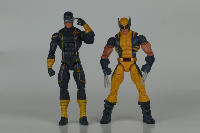 Marvel Legends Astonishing Wolverine and Cyclops - Marvel Legends