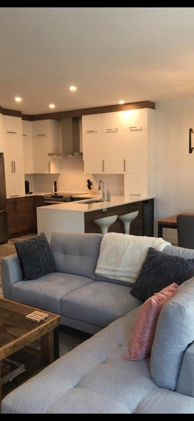 Condo a vendre rue Hotel de Ville Bromont Condo cinq et demie luxueux