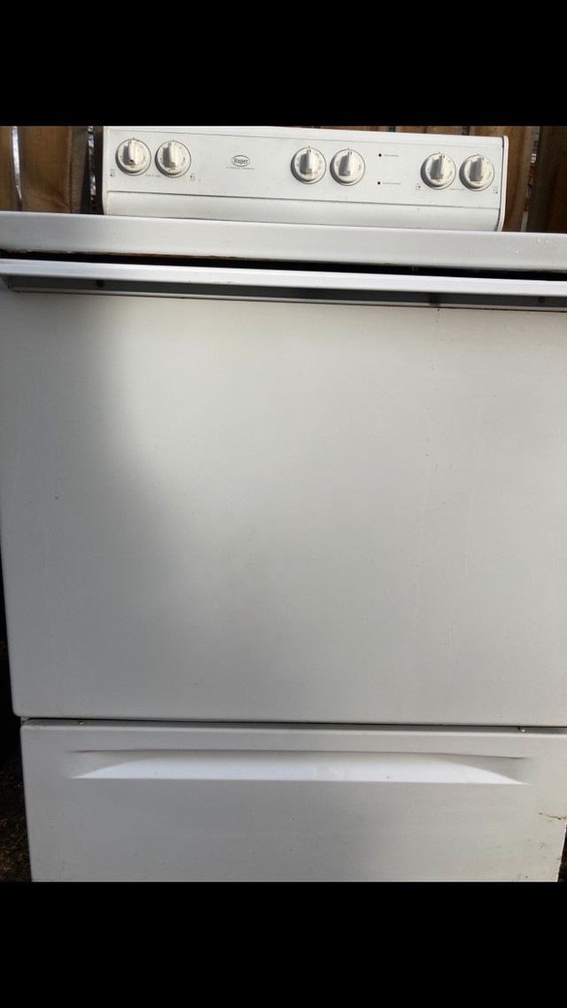 FREE OLDER WHITE ROPER COIL TOP ELECTRIC STOVE FREE Older white