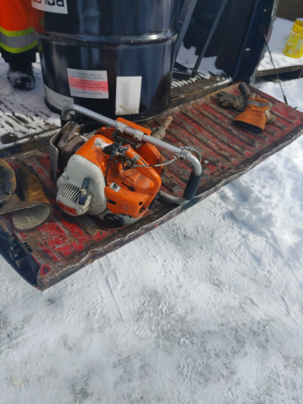Stihl gas ice auger for sale Hi i have a stihl ice auger has