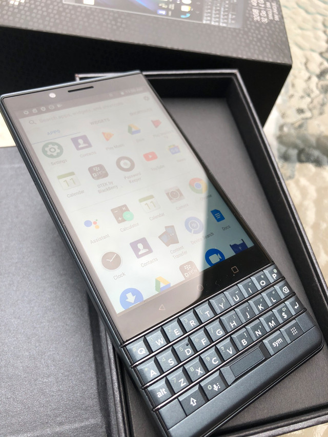 Unlocked blackberry key2 le for sale Unlocked blackberry key2 le for