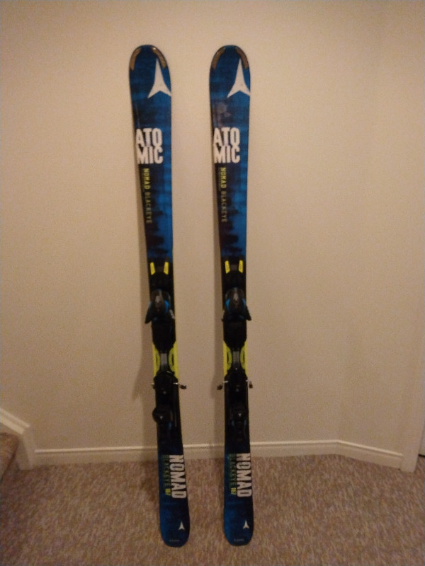 Skis Atomic Nomad Blackeye Scott poles Ski bag, Ottawa Set of Atomic