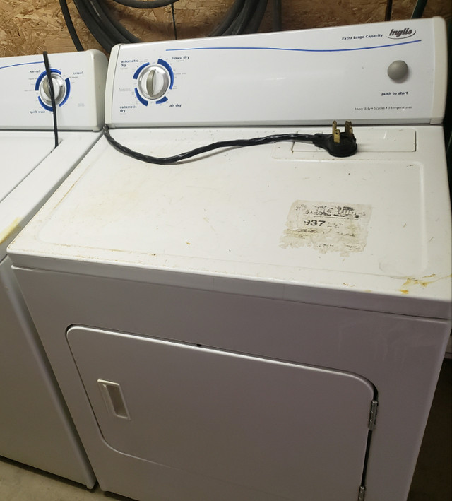 Inglis Dryer Used Inglis dryer a few scratches on top but works well
