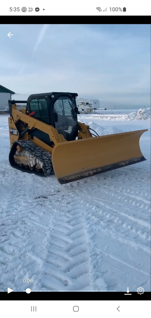 9 ft HLA snow blade for skid steer, Grande Prairie Snow blade was used very little probably