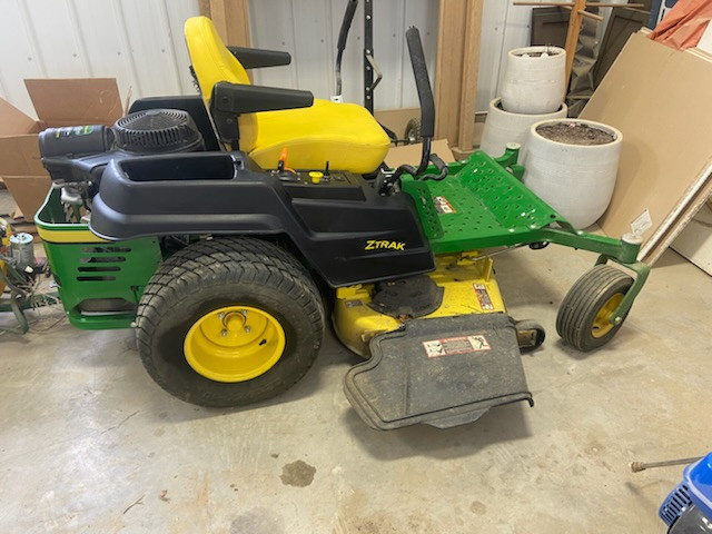 zero-turn-mower-swift-current-2017-john-deere-zero-turn-48-wide-24