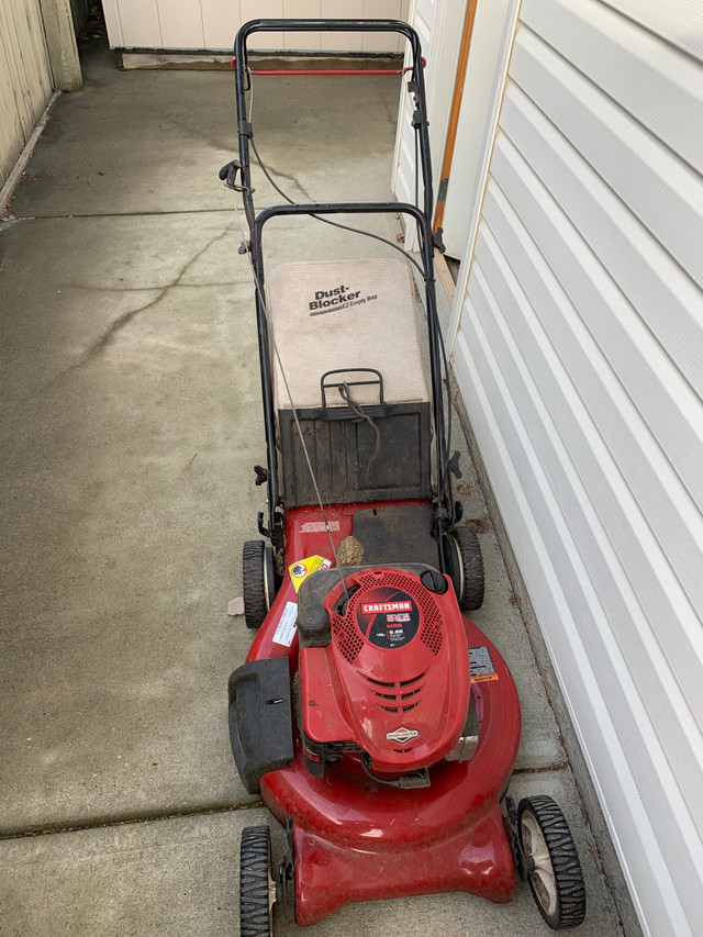 Craftsman Lawmower self propelled 21 - New oil and fresh gasBriggs amp ...