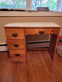 Nice desk for sale