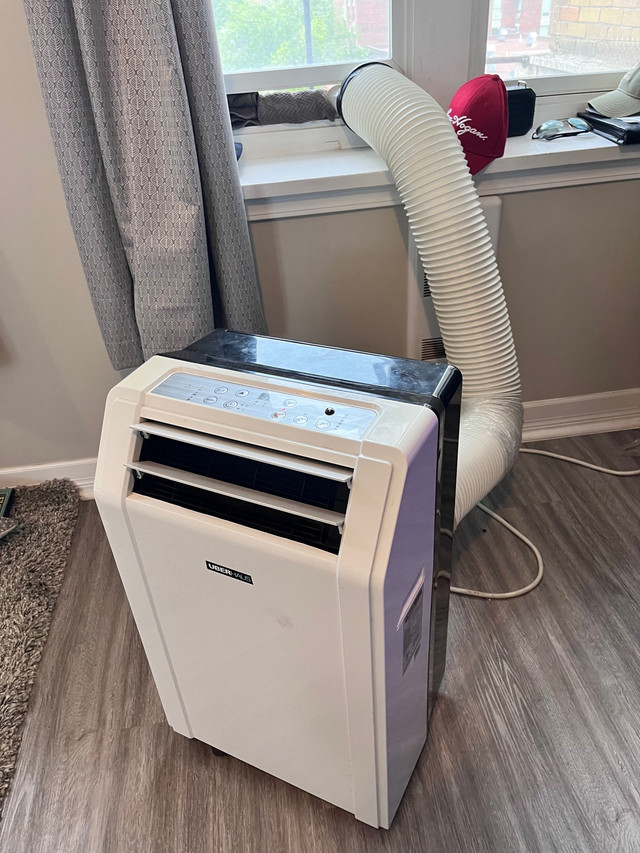 12000 BTU UberHaus air conditioner used - Fairly used for one summer ...