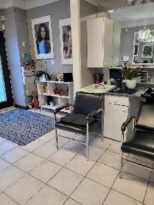 Salon Chair for rent