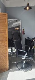Hair Salon stylist for chair rental DT Chilliwack (CHILLIWACK)
