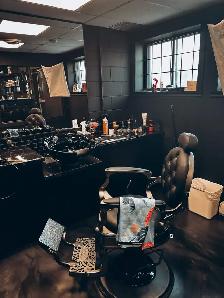 Private Room barbershop RENT