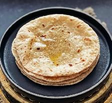Looking for a Cook (Roti)