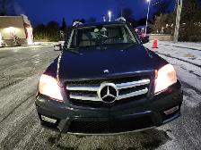 Are you looking for a luxurious and reliable compact SUV? Look n