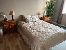 Sealy Posturepedic Queen bed