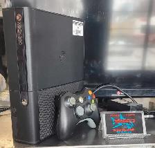 250GB XBOX 360 w/CRD/ADP/CONT Console (31365953)