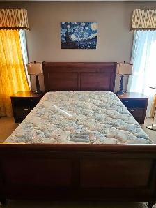 Queen size wood bed frame set