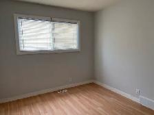 main floor room close to SAIT for female