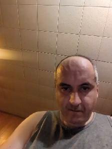 mover. looking for work. help people move.
