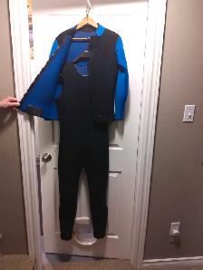 Scuba diving wetsuit for cold water