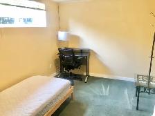 Furnished private basement room in Charleswood near UofC & SAIT