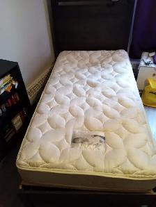 Single Bed For Sale.
