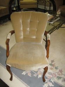 VINTAGE ARMCHAIR
