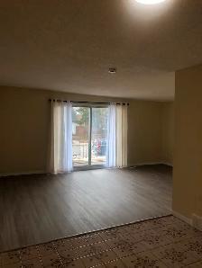 Calgary Upper Duplex for Rent - Capital Hill | Bright 2-Bedroom