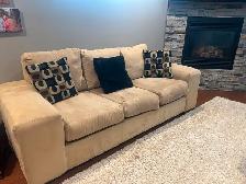Couch set