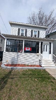 4-Bedroom 1 Bathrooms house for Rent – Cornwall$2000