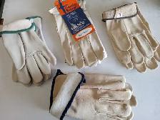 FOUR PAIRS OF PIG SKIN LEATHER WORK GLOVES