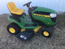 riding lawnmower tractor