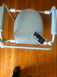 Commode new