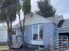 2BR 1bath New Sudbury house for rent May 1st, visit now