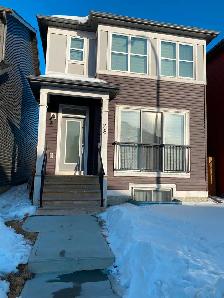 3 BEDROOM HOUSE FOR RENT IN SAVANNA NE CALGARY