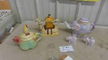 3 Teapots, 12 Salt&Peppers, Chracters