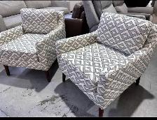 Set of 2 green patterned accent chairs