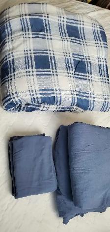 Double Comforter, Sheets and Pillow Cases