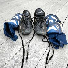 Soccer Cleats and Shin Quards sz 7 or 8