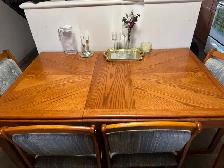 Set of Dinning Table with 4 chairs   coffee table & a Side table