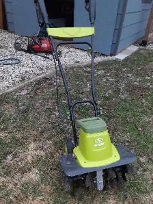 Sun Joe 13.5-Amp 16-inch Electric Tiller/Cultivator with 5.5-inc