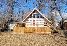 Seasonal Cottage in Lakeshore Heights, just south of Grand Beach