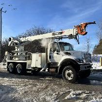 2013 INTERNATIONAL 7400 W/ TEREX COMMANDER DIGGER DERRICK