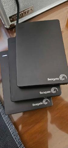 (Three) Seagate 2TB Backup PLUS