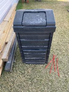 Compost bin