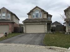 Gorgeous family home on a premium Hyde Park area court